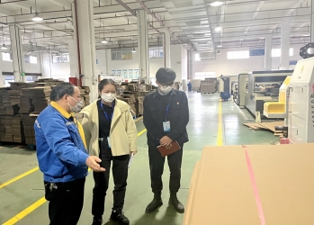 景興產品 抗“疫”先行 | 平湖景包優先生產防疫專用感染性廢物收集箱，全力支援疫情防控